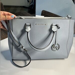 Michael Kors large purse light blue